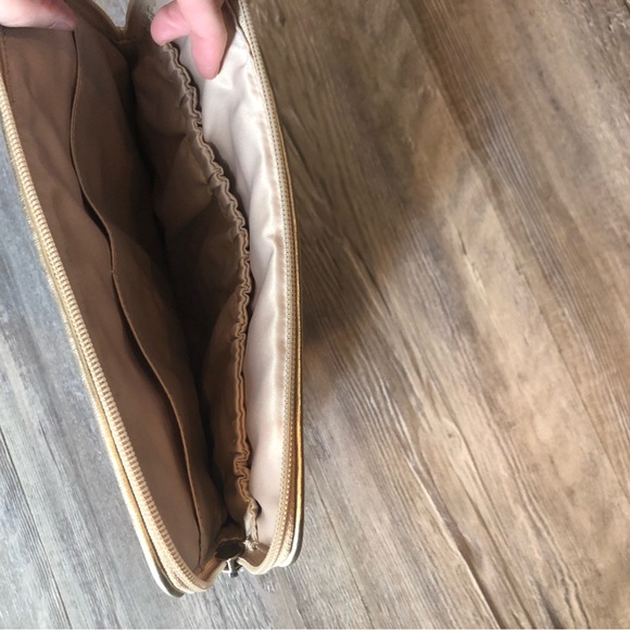 Coach Tablet purse - Picture 2 of 2